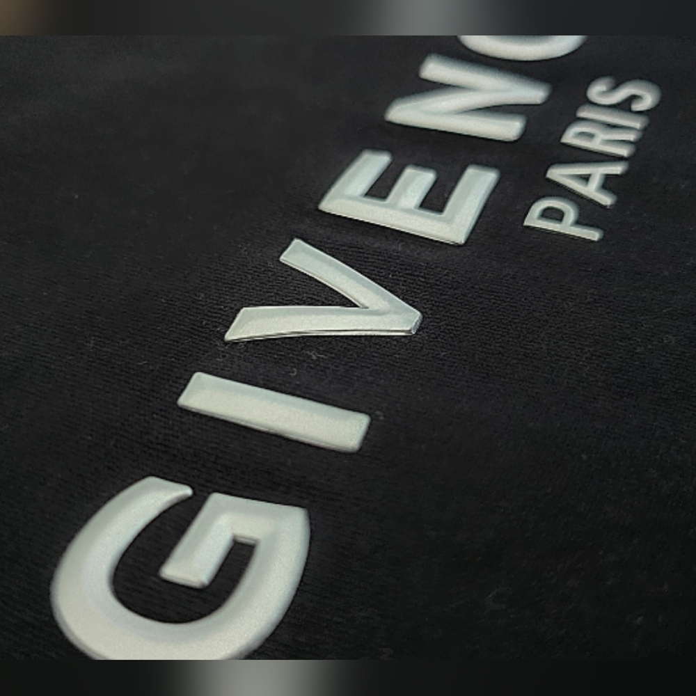 Givenchy 3D Metal Black Tee - Picture 2 of 4